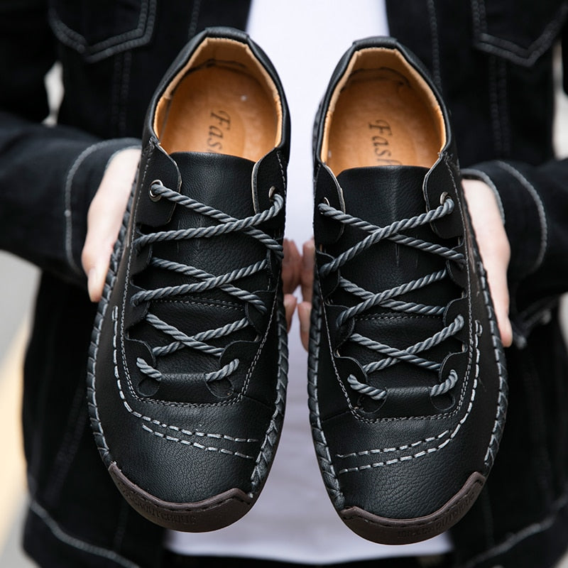 Men's Leather Casual Lace-Up Shoes with Contrast Stitching
