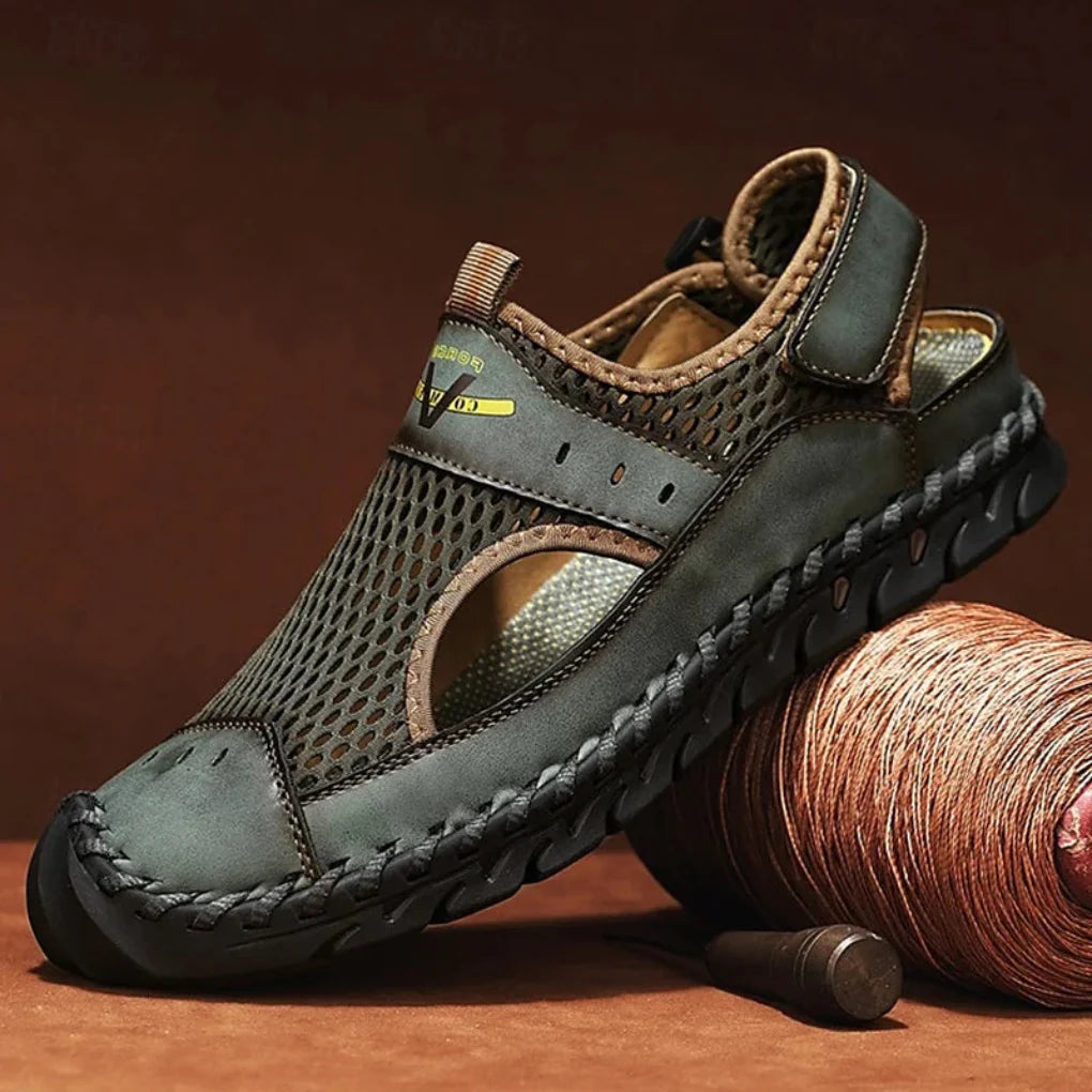 Men's Mesh Closed Toe Adjustable Strap Sandals