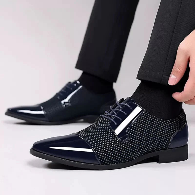 Men’s Brogue Oxford Dress Shoes with Lace - Up Closure