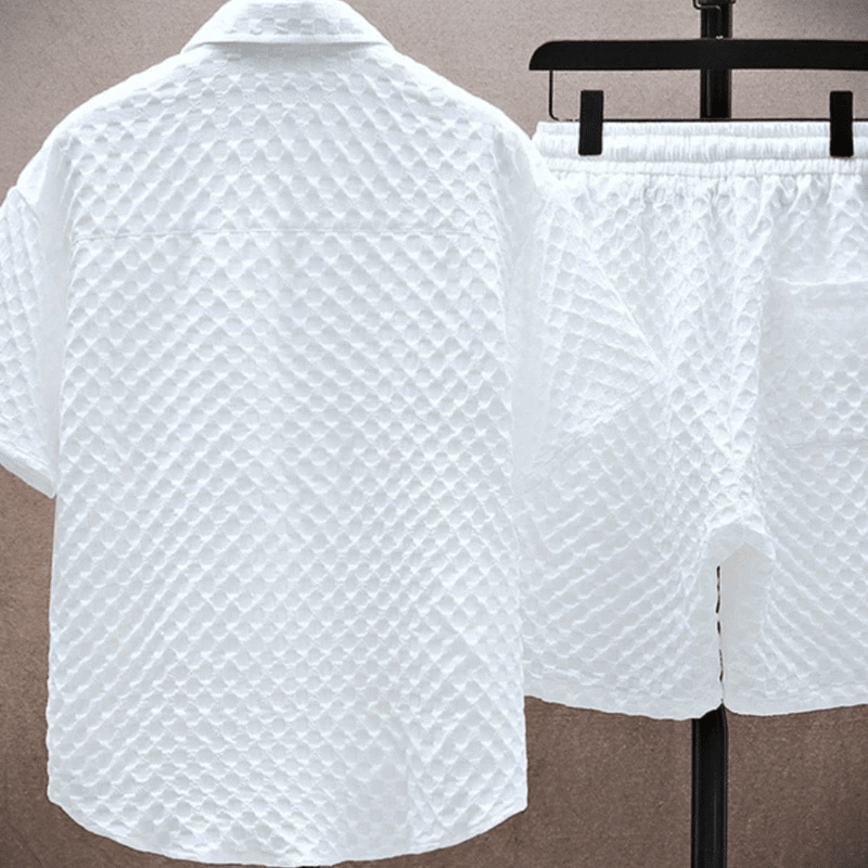 Men's Diamond Quilted Short Sleeve Button - Up Two Piece Set