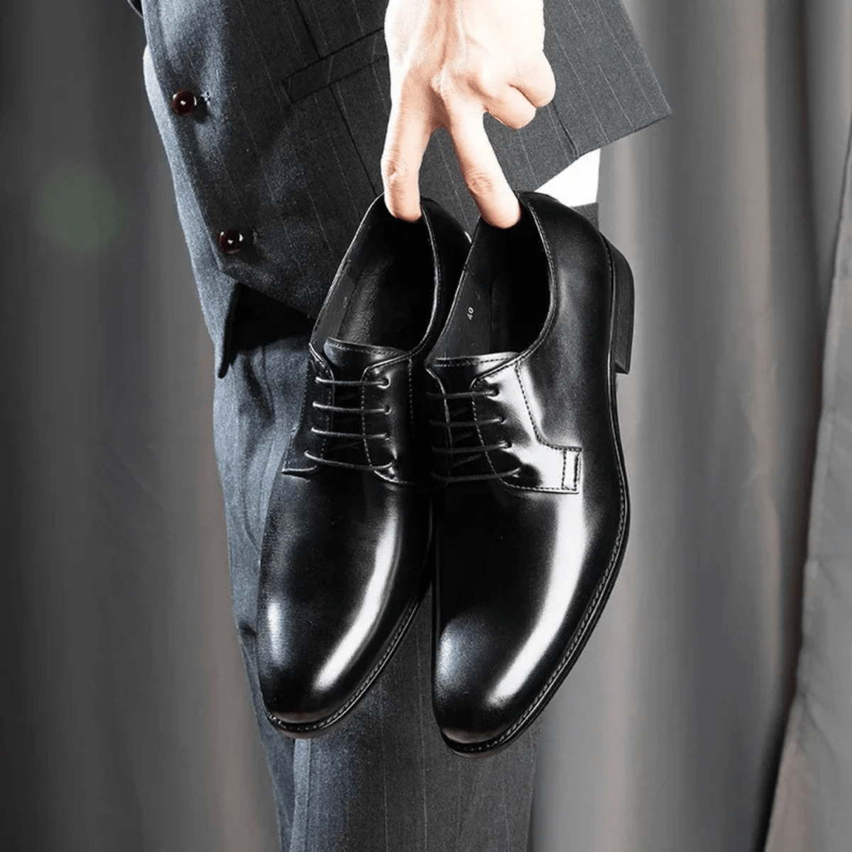Men’s Formal Lace - Up Dress Shoes with Smooth Upper and Rounded Toe