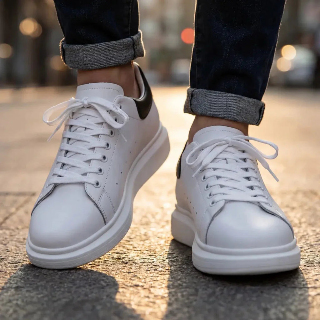 Men’s Lace - Up Platform Sneakers with Contrast Heel Panel