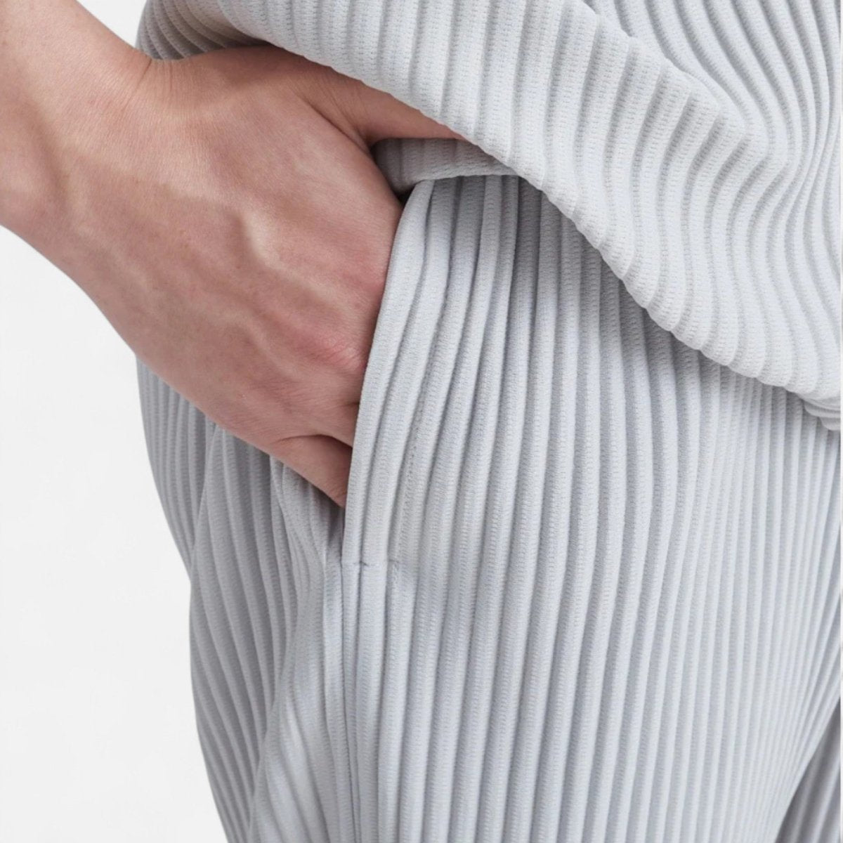 Men’s Ribbed Relaxed Trousers – Clean Lines with a Modern Textured Finish