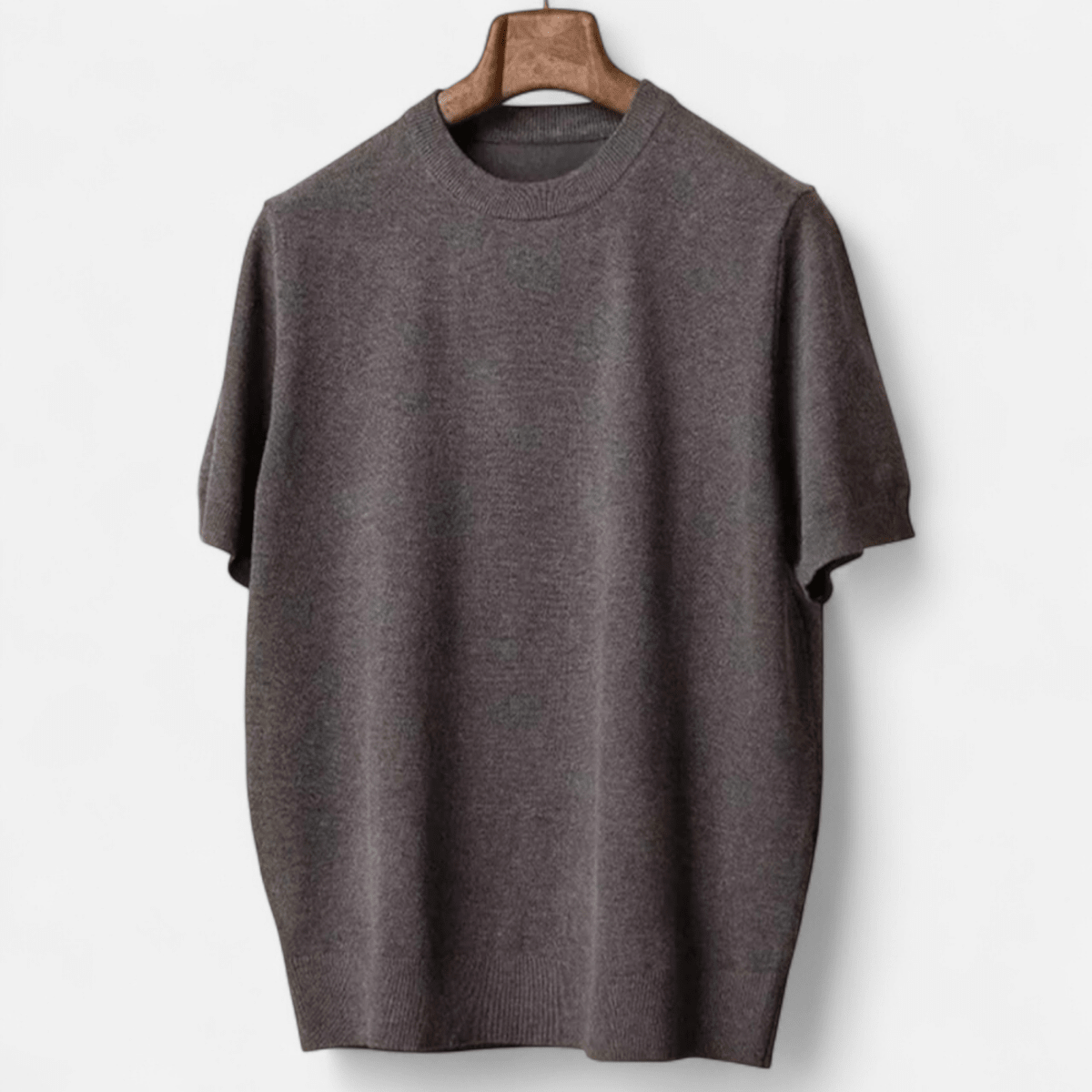 Men’s Short Sleeve Knit T-Shirt with Crew Neck, Ribbed Hem, and Clean Solid Finish for Casual Wear