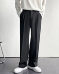 Men’s Wide Fit Straight - Leg Pants with Pleated Front