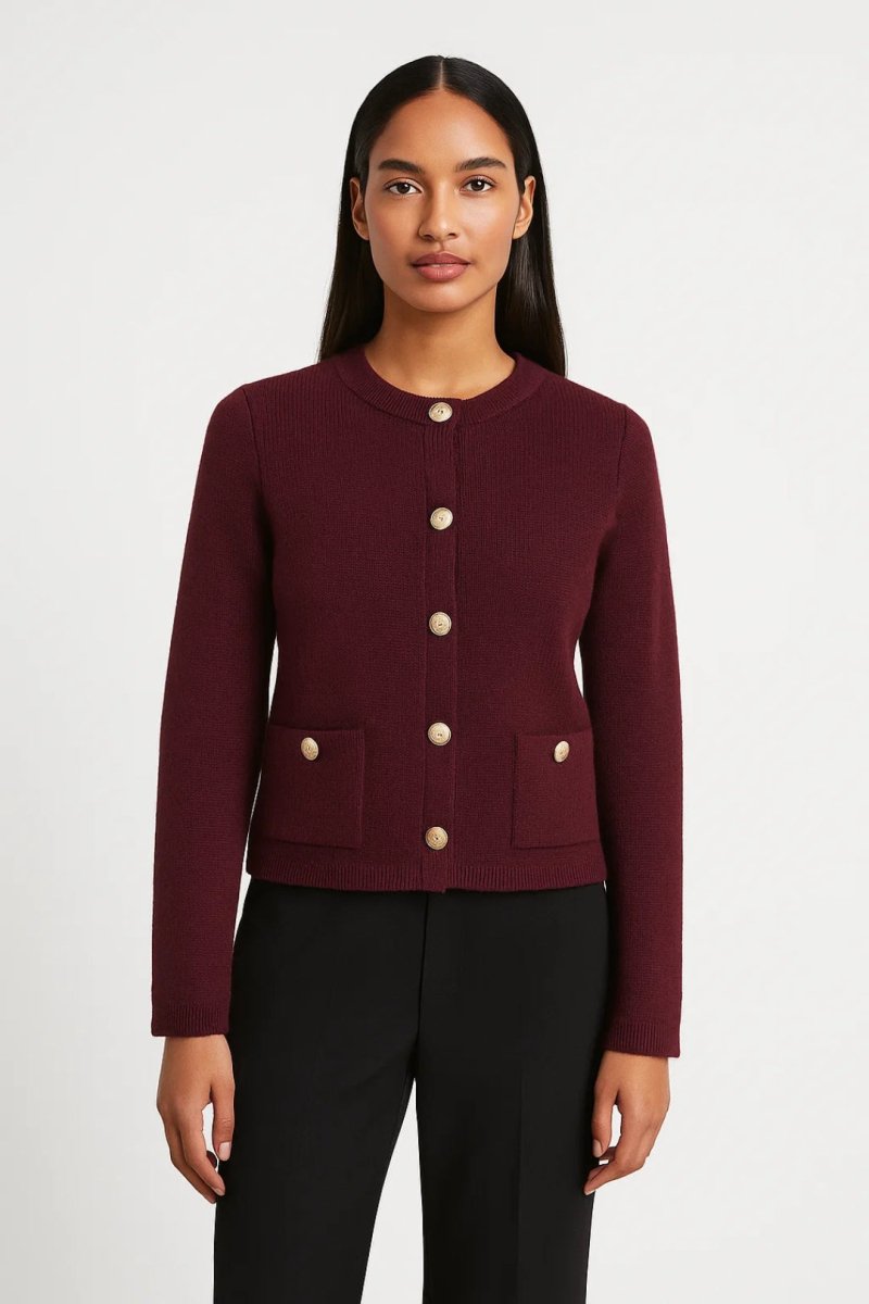 Women’s Classic Button Cardigan – Elegant Knit with Pocket Detailing