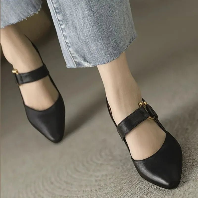 Women’s Slingback Block Heels with Buckle Detail – Elegant Everyday Silhouette